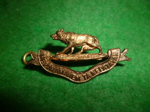 MC52 - 32nd Manitoba Horse (Left) Collar Badge